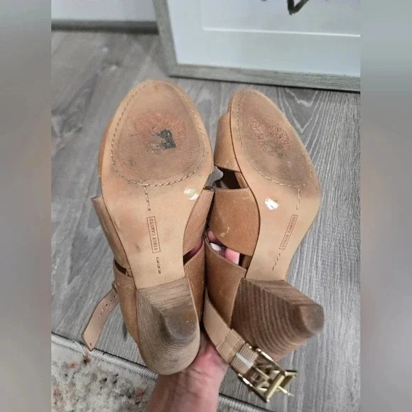 Vince Camuto Ekerd Cutout Leather Sandal Women's Shoes sz 9 - Picture 6 of 7